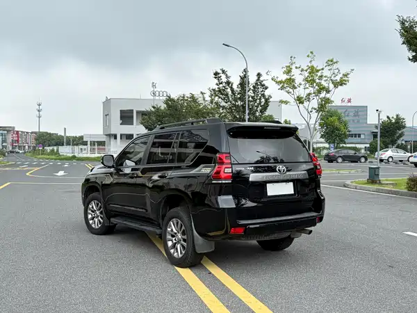 Toyota Prado 2019