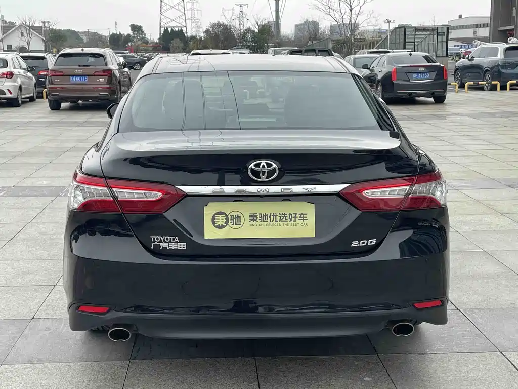 Toyota Camry 2019 — фото 24