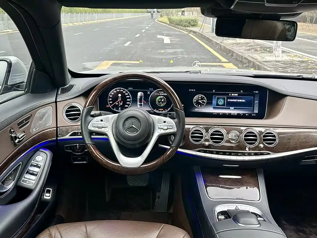 Mercedes-Benz S-Class 2018 — фото 16