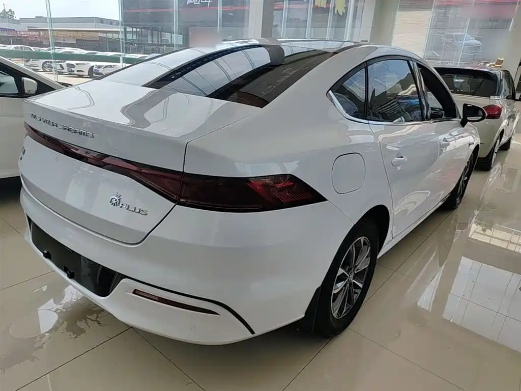 BYD Qin PLUS 2025 — фото 7