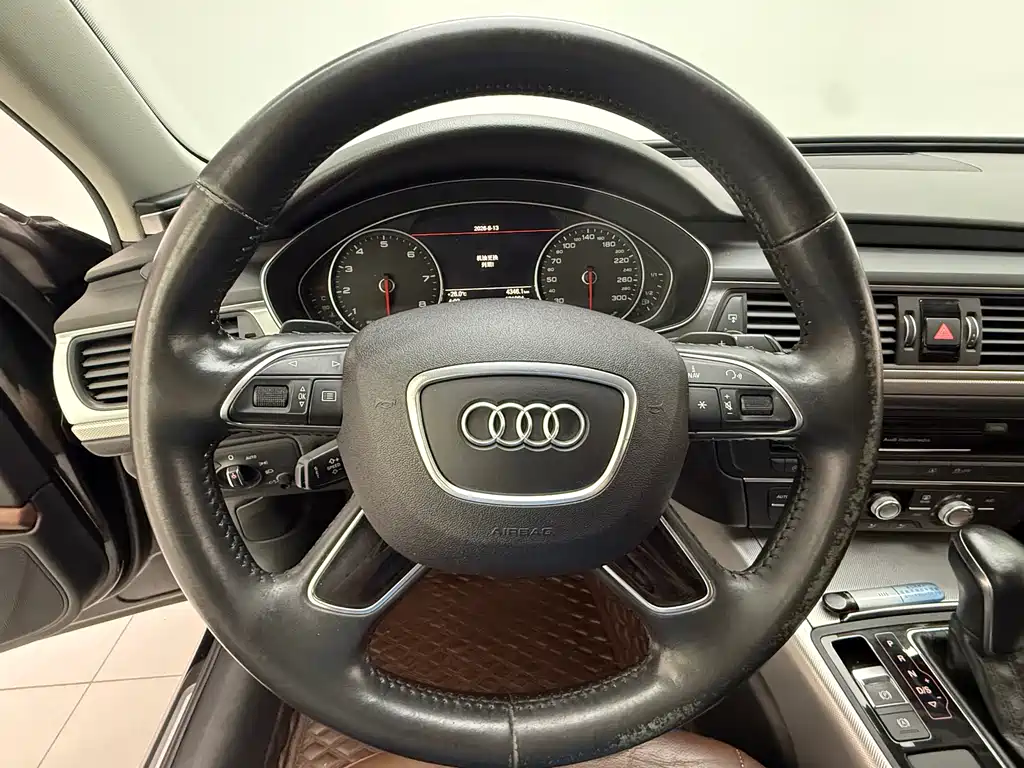 Audi A6L 2018 — фото 11