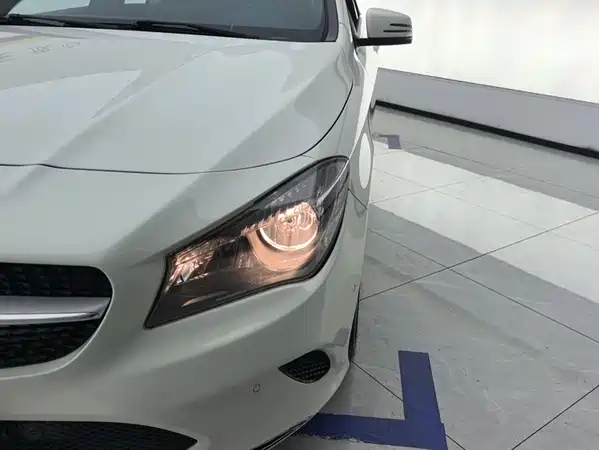 Mercedes-Benz CLA 2017