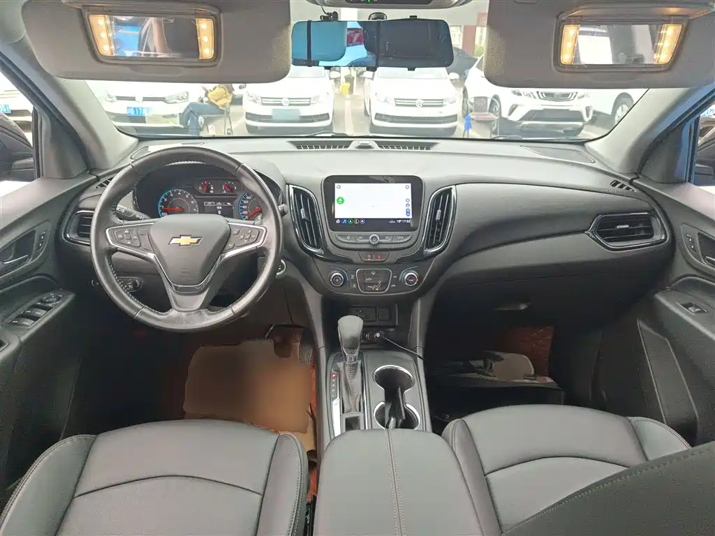 Chevrolet Equinox 2023 — фото 10