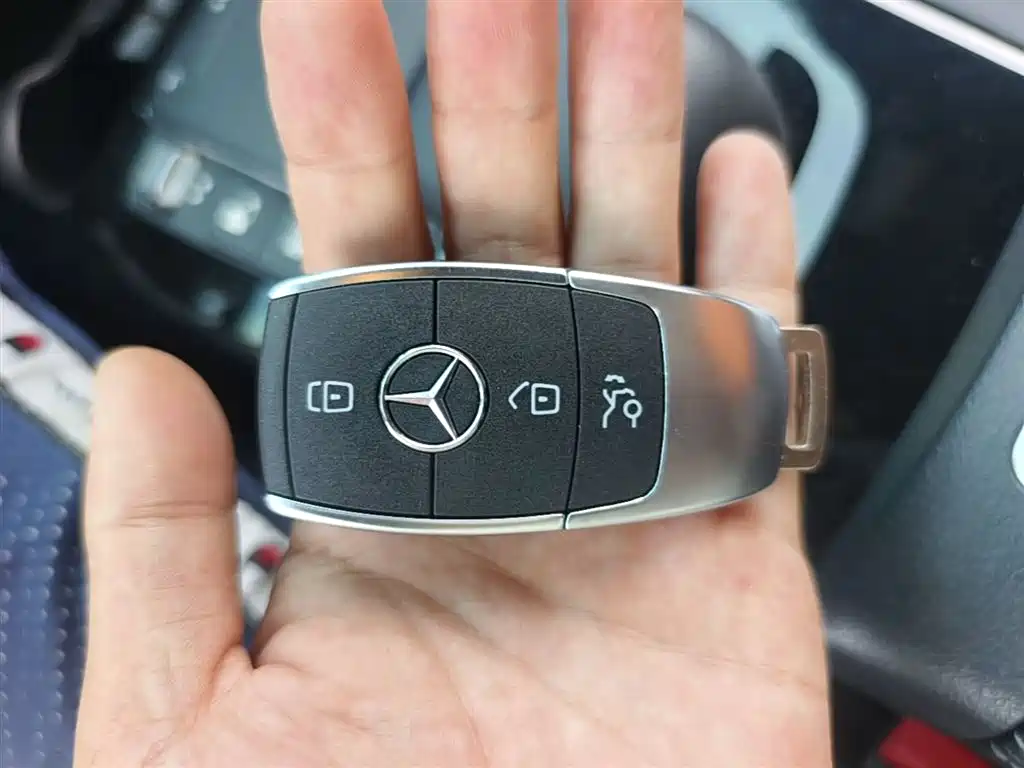 Mercedes-Benz A-Class 2023 — фото 9