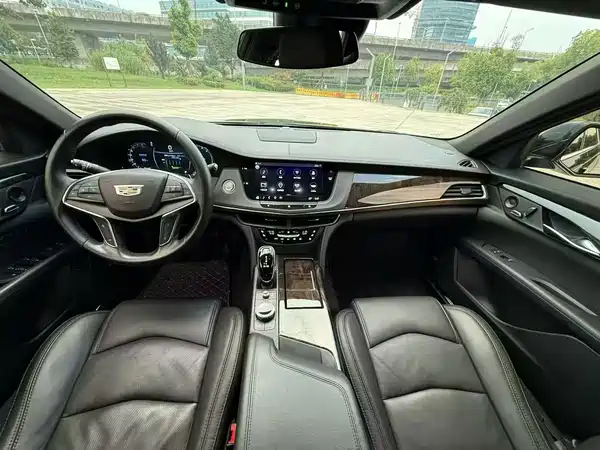 Cadillac CT6 2022