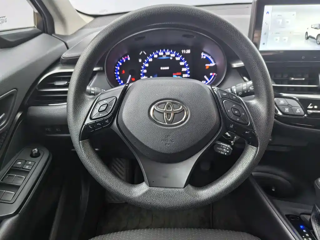 Toyota IZOA 2023 — фото 12