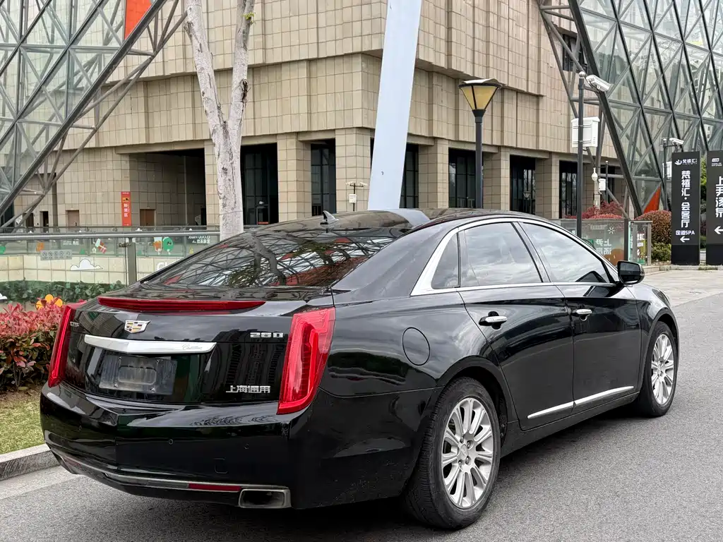 Cadillac XTS 2016 — фото 4