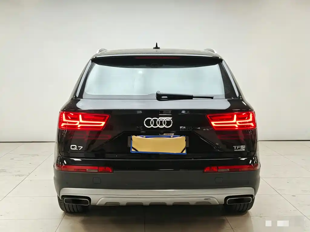Audi Q7 2016 — фото 18