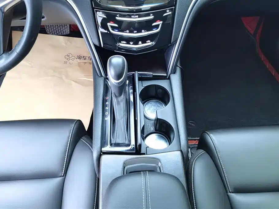 Cadillac XTS 2019 — фото 16