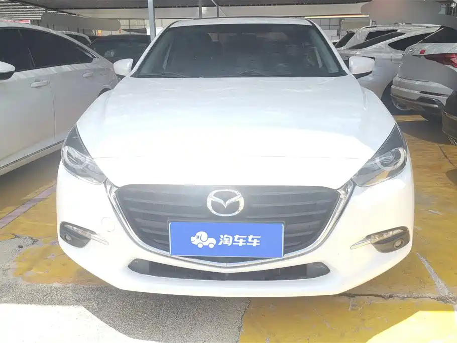 Mazda 3 Axela 2019