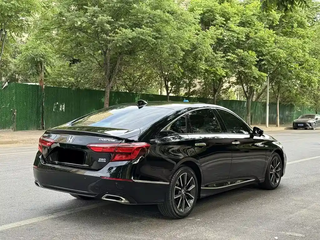 Honda Inspire 2022 — фото 4
