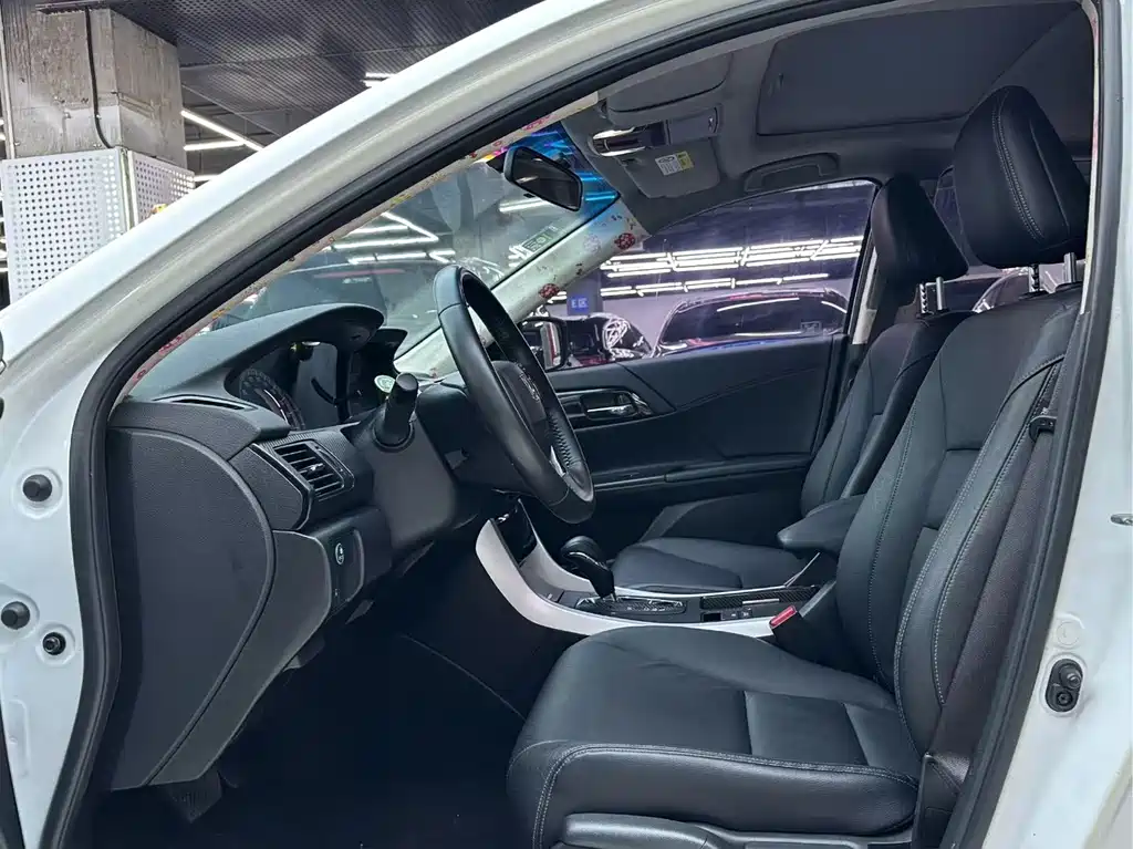 Honda Accord 2017 — фото 4