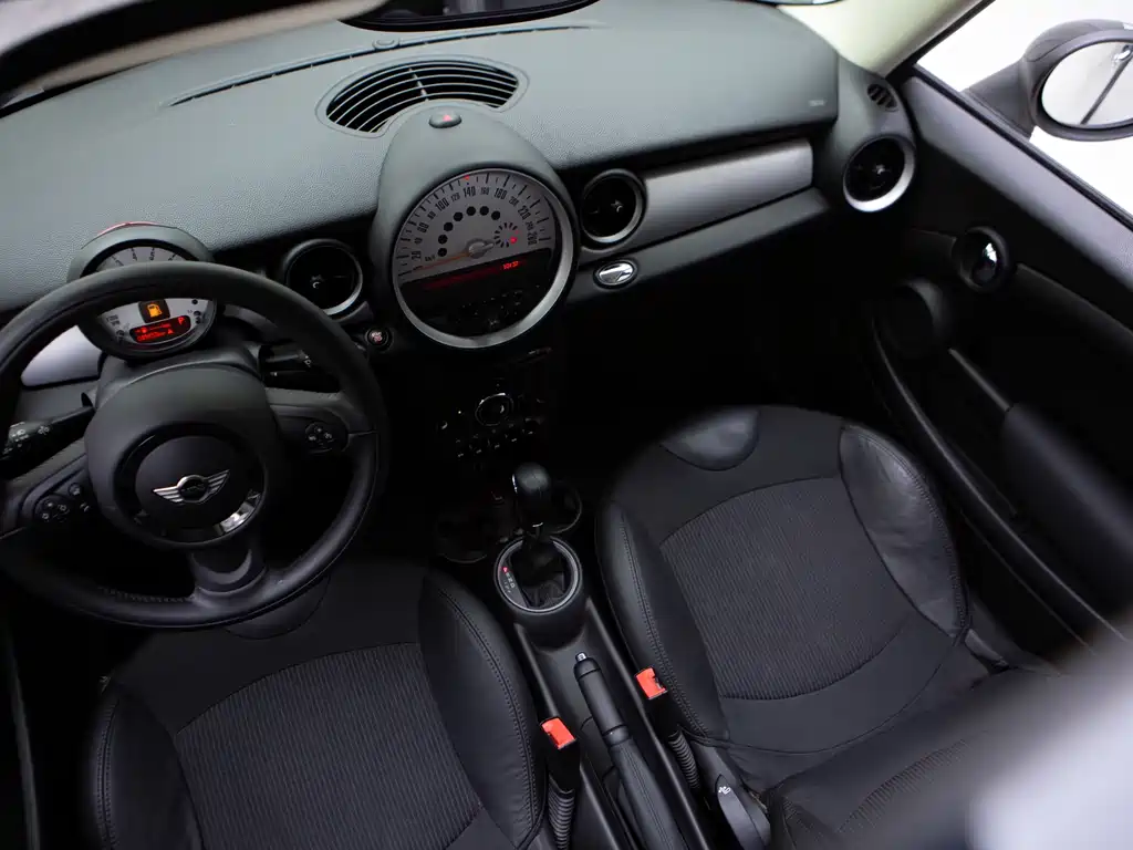 MINI Clubman 2012 — фото 10