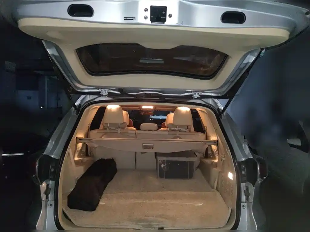 Toyota Highlander 2017 — фото 16