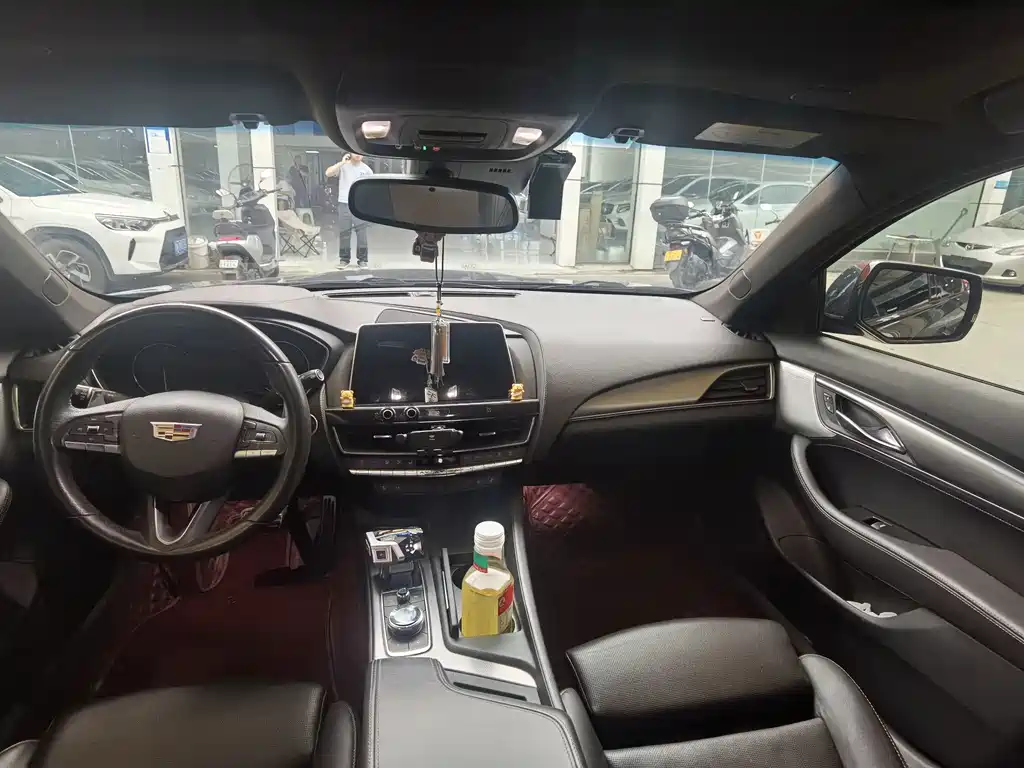 Cadillac CT5 2020 — фото 15