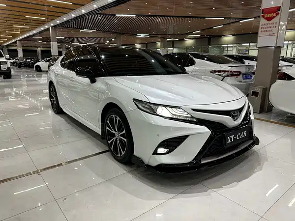 Toyota Camry 2018