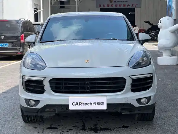 Porsche Cayenne 2014