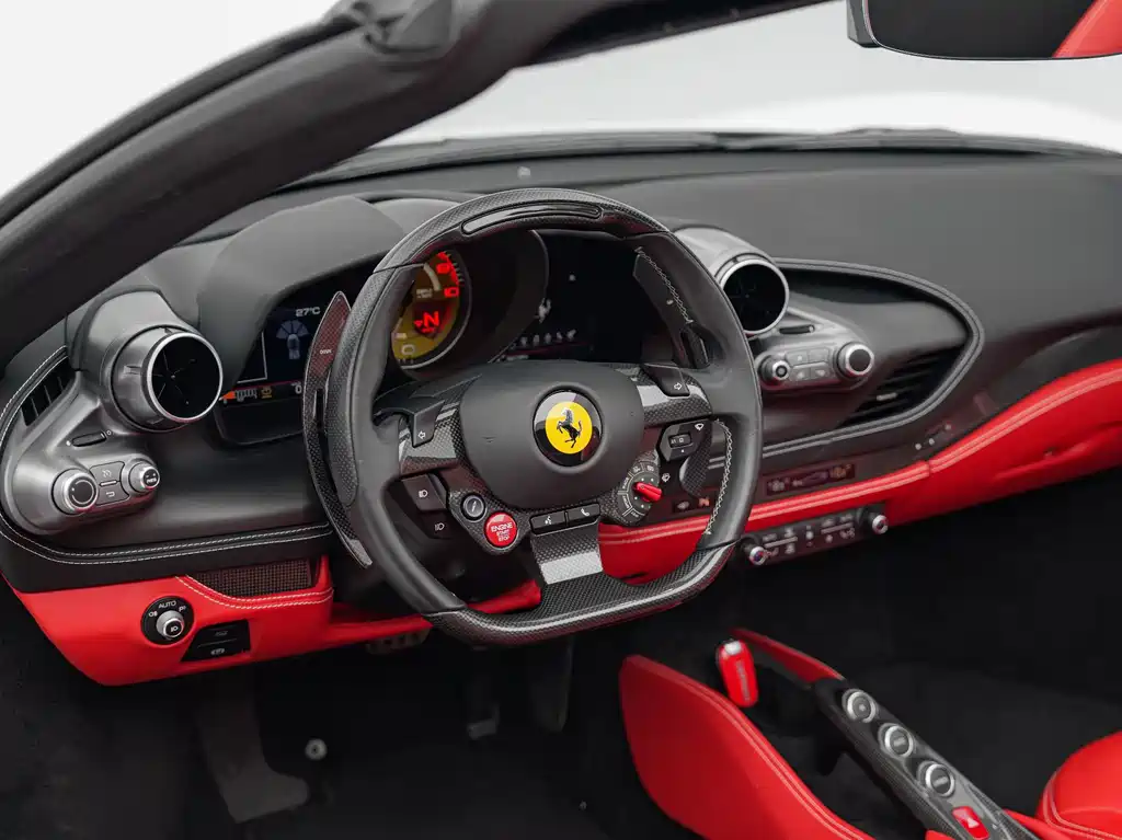 Ferrari F8 2022 — фото 16