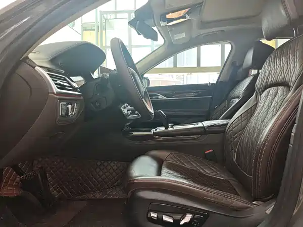 BMW 7 Series 2019