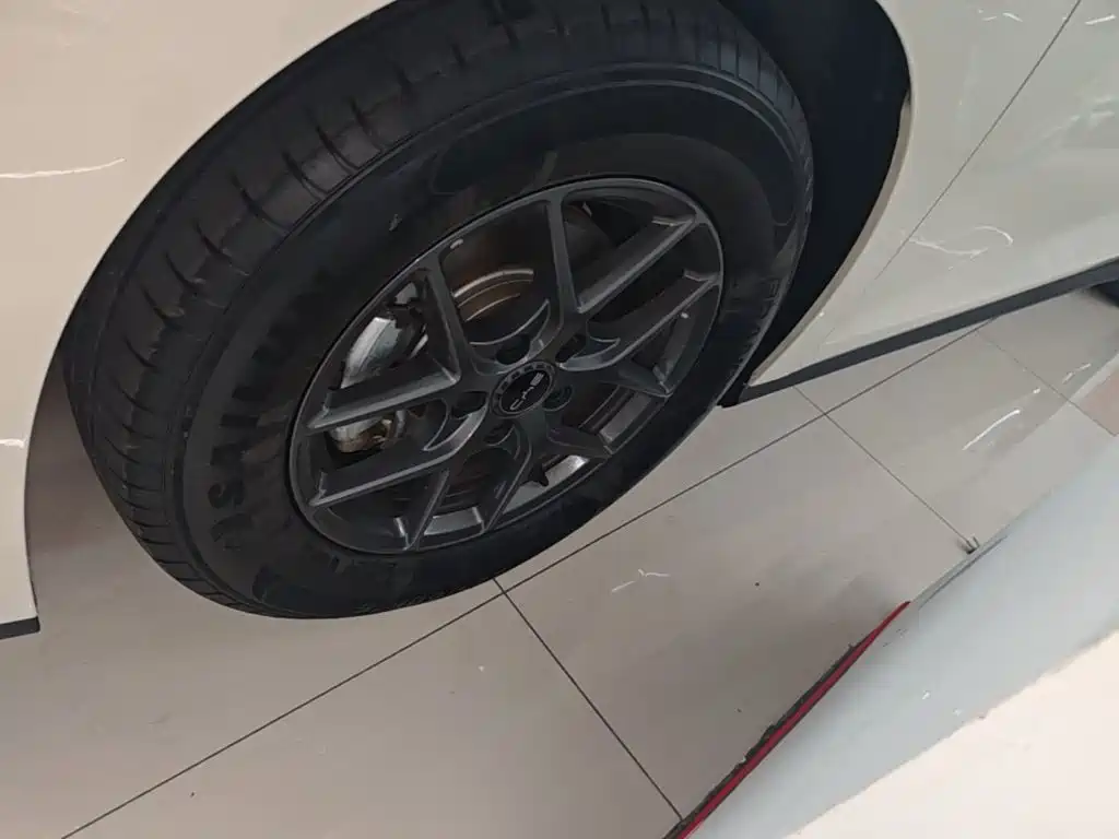 BYD Seal 06 2025 — фото 23