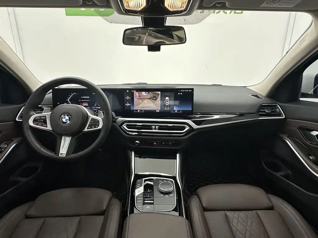 BMW 3 Series 2023 — фото 10