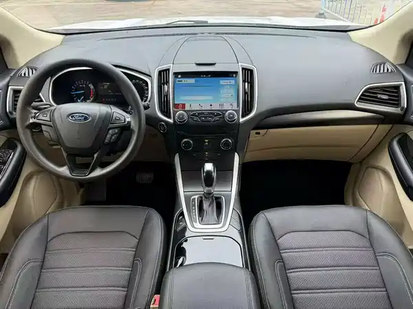 Ford Edge 2017