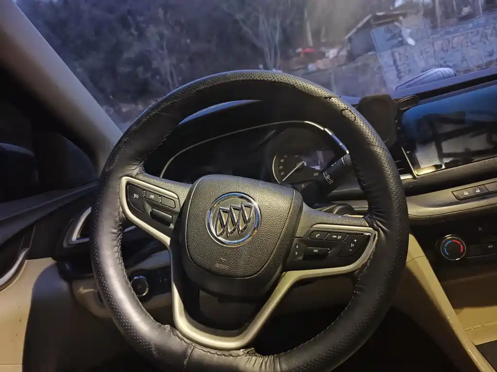 Buick Excelle 2018 — фото 14