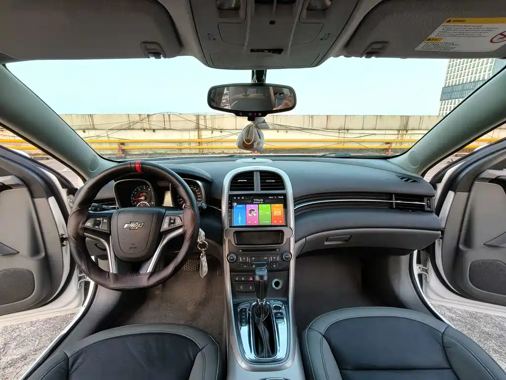 Chevrolet Malibu 2014 — фото 15