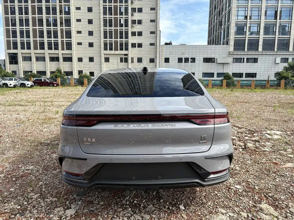 BYD Han 2025