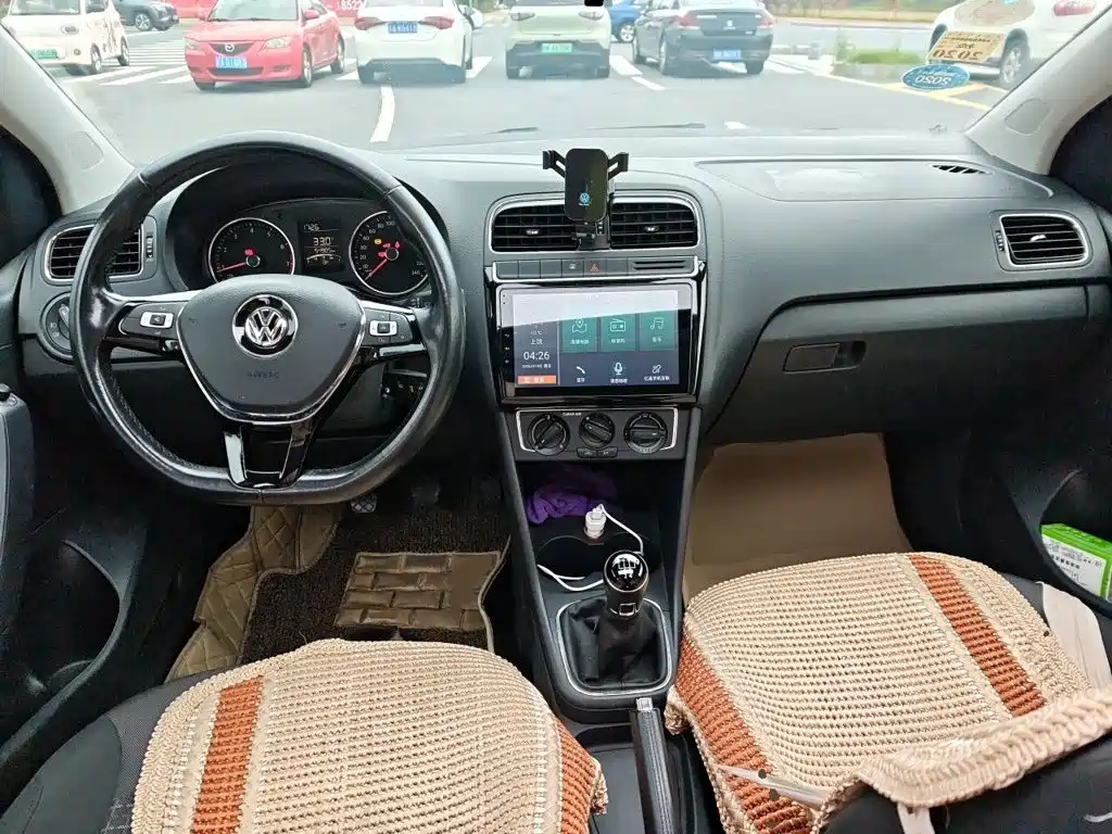 Volkswagen Polo 2016