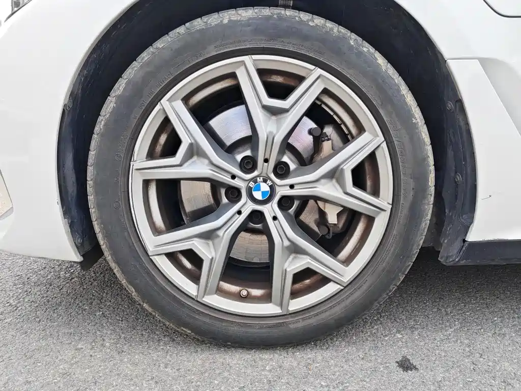 BMW i3 2024 — фото 9