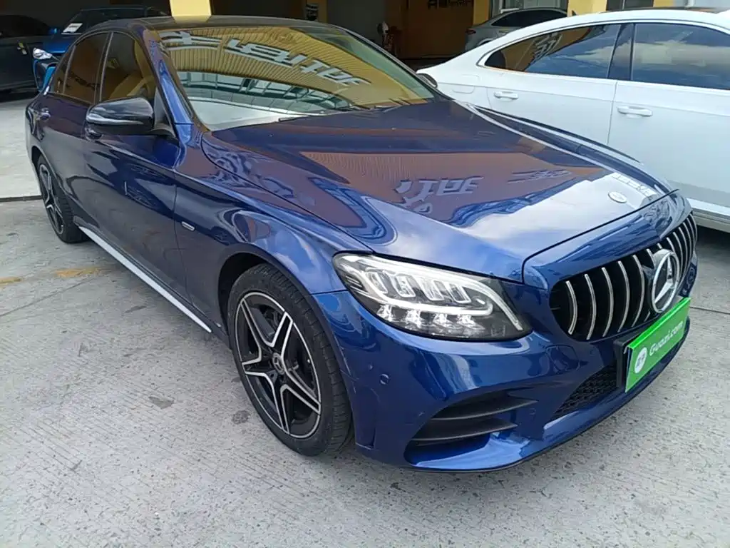 Mercedes-Benz C-Class 2021