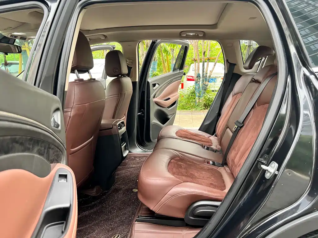 Buick Envision Plus 2016 — фото 18