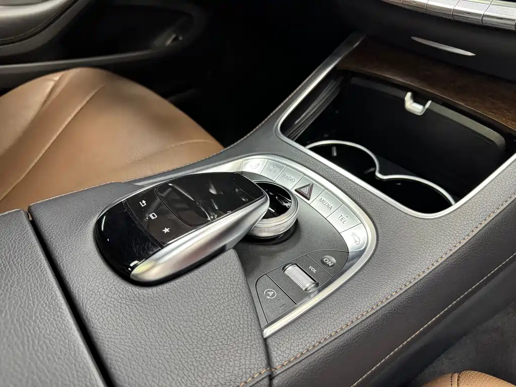 Mercedes-Benz S-Class 2015 — фото 35