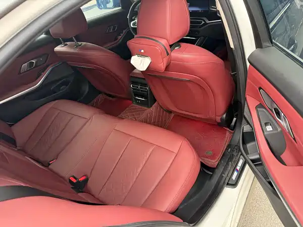 BMW 3 Series 2023