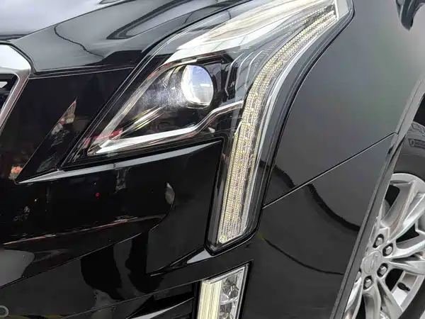 Cadillac XT5 2023