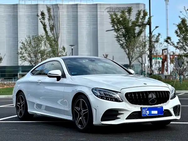 Mercedes-Benz C-Class 2021