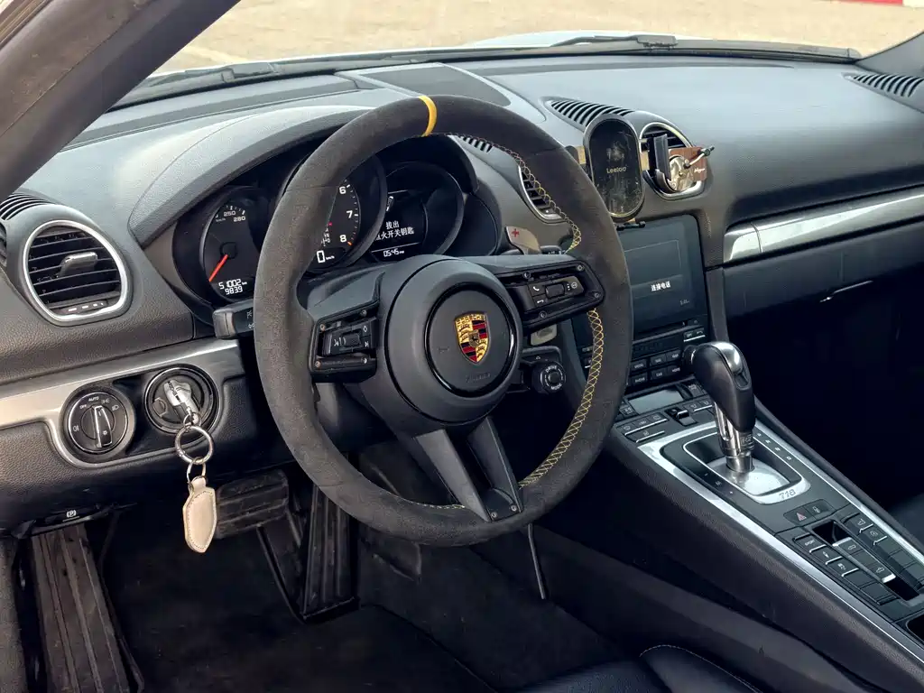 Porsche 718 2017 — фото 11