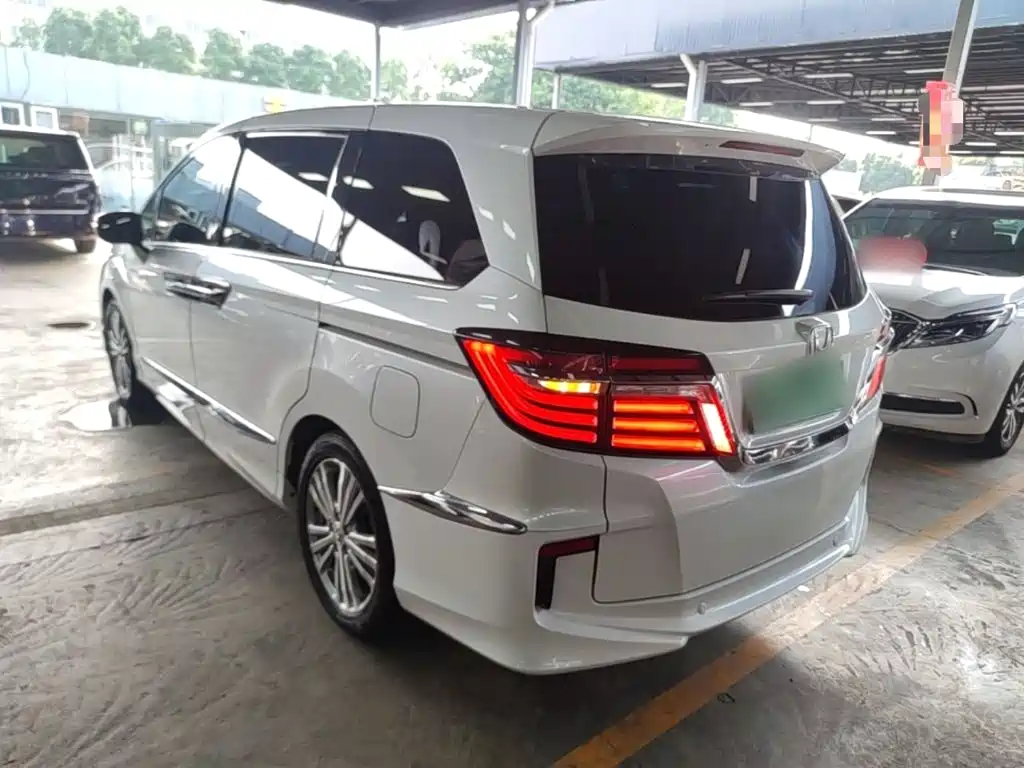 Honda Elysion 2018