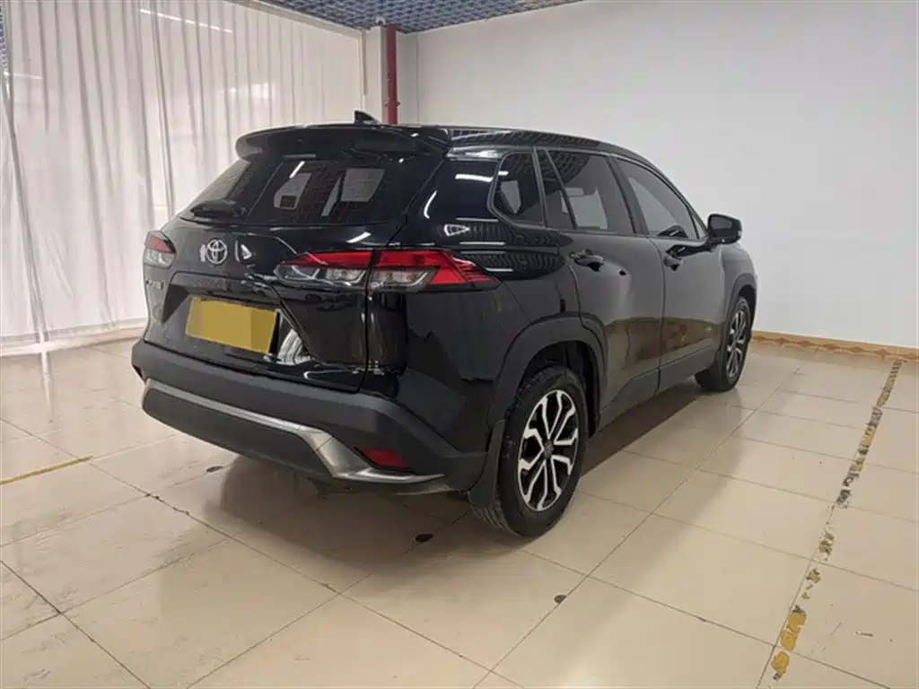 Toyota Frontlander 2023