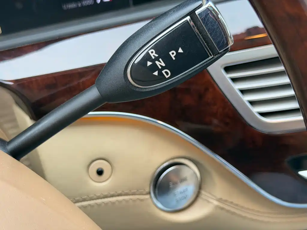 Mercedes-Benz S-Class 2011 — фото 19