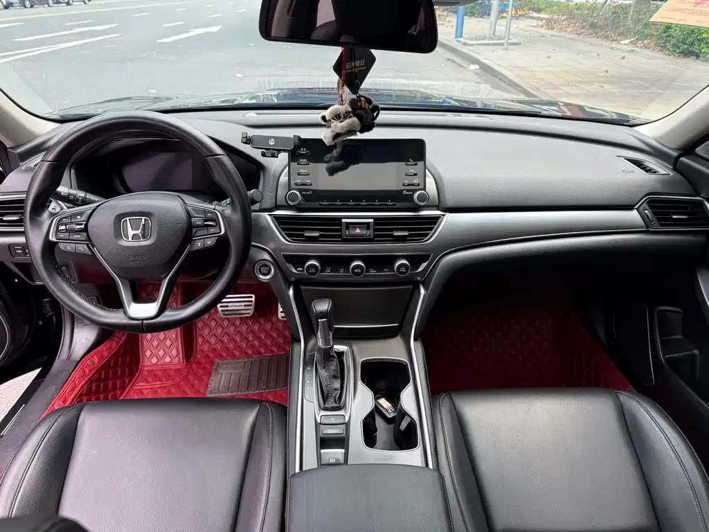 Honda Accord 2021 — фото 10