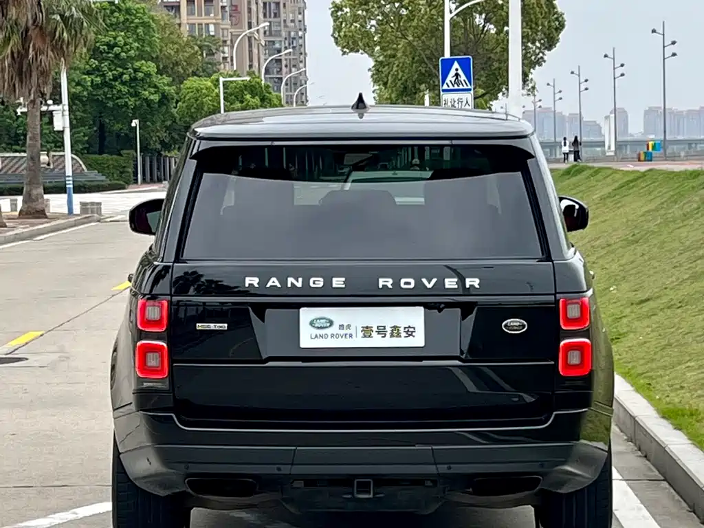 Land Rover Range Rover 2020 — фото 4