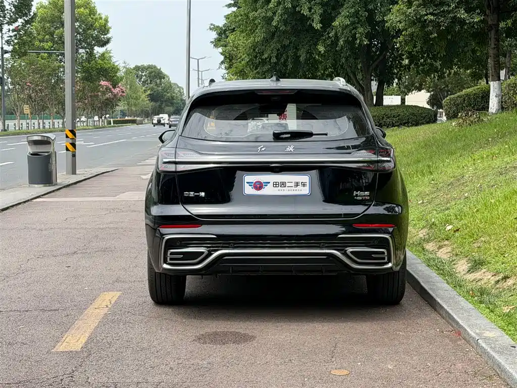 Hongqi HS5 2024