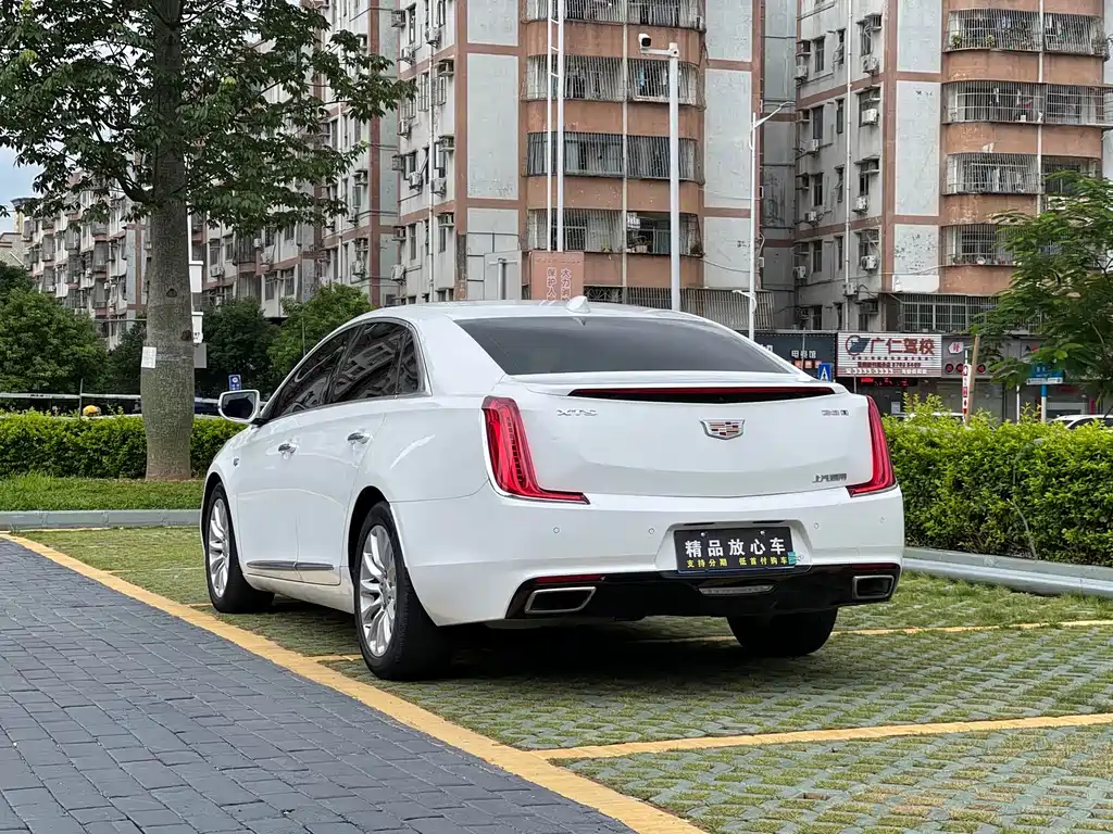 Cadillac XTS 2019 — фото 4