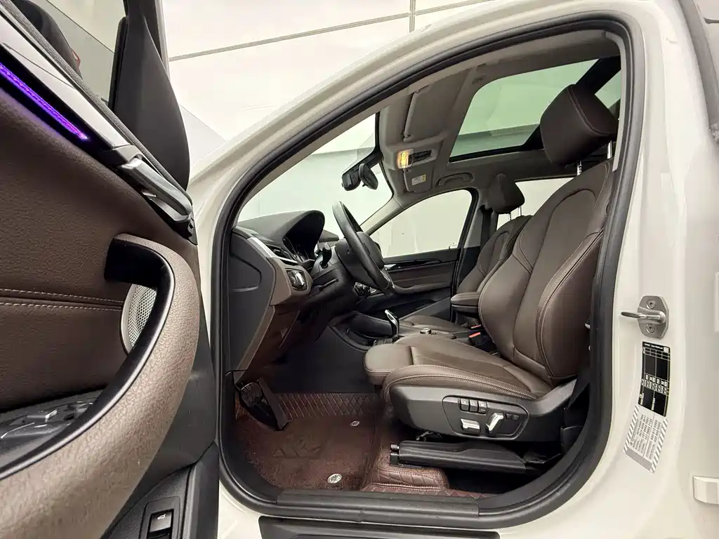 BMW X1 2022 — фото 20