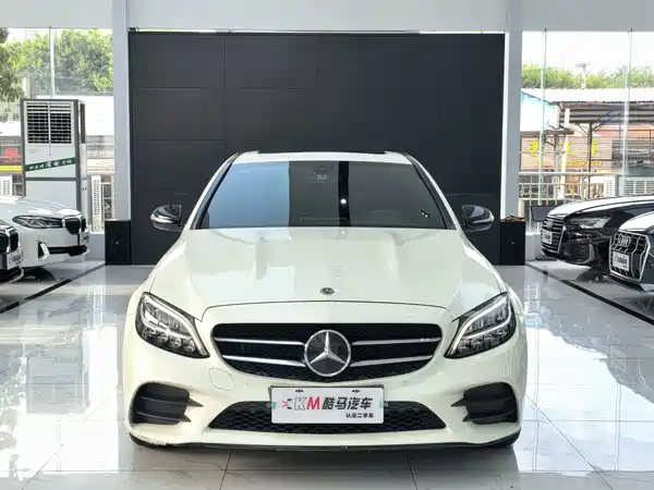 Mercedes-Benz C-Class 2020