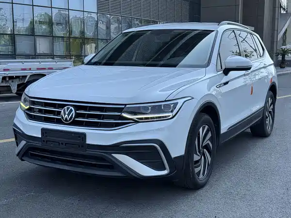 Volkswagen Tiguan L 2022
