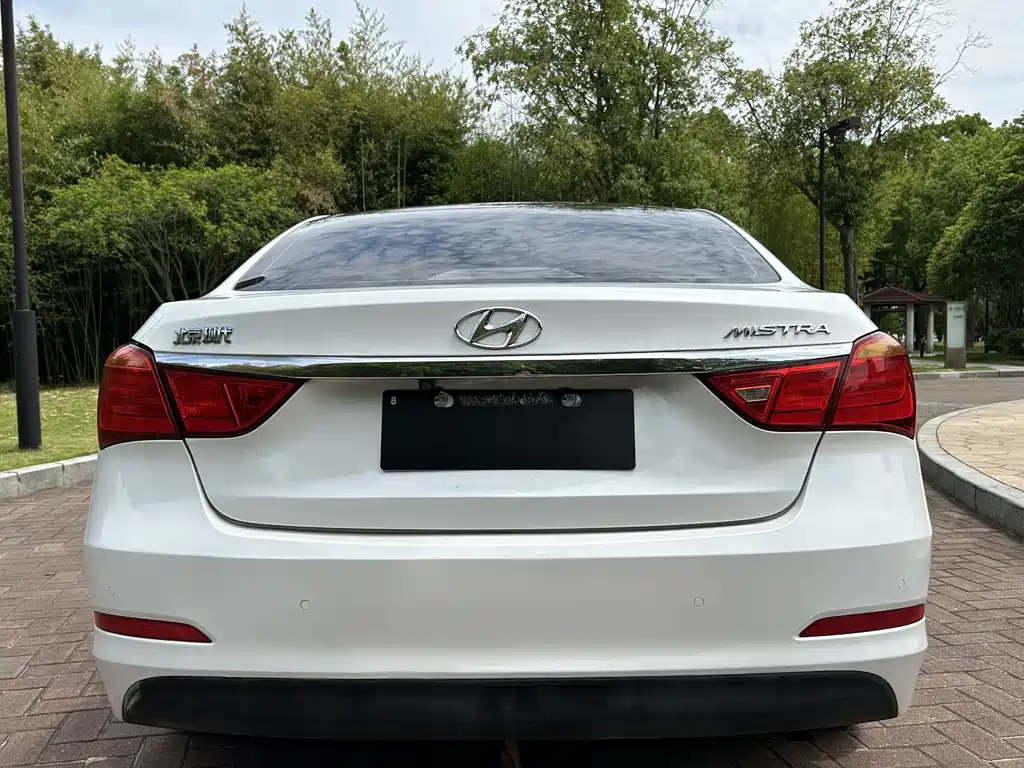 Hyundai Mistra 2014 — фото 5
