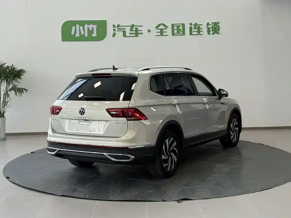 Volkswagen Tiguan L 2023